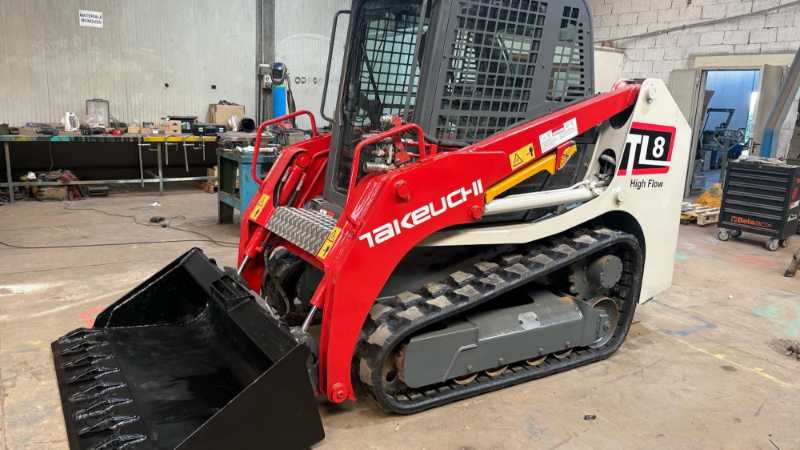 OmecoHub - TAKEUCHI TL8